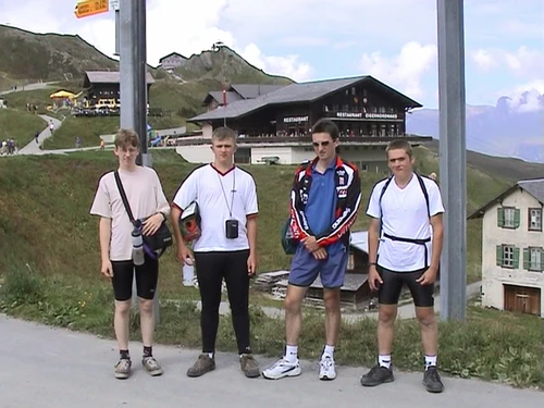 25 Aug 2002 · Switzerland: Day 8 Leissigen to Brienz YH